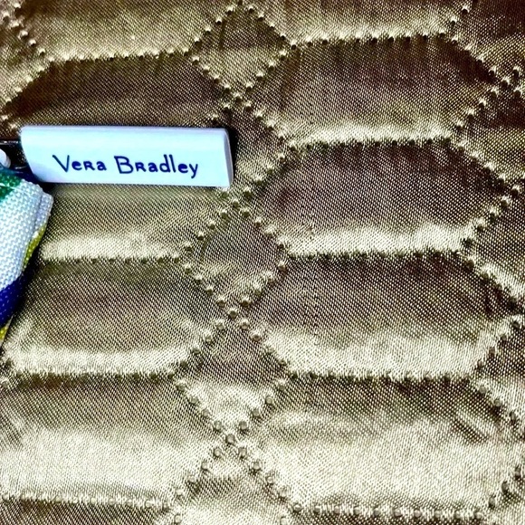🆕
 VERA BRADLEY LIGHTEN UP ZIP ID CASE - Picture 6 of 9